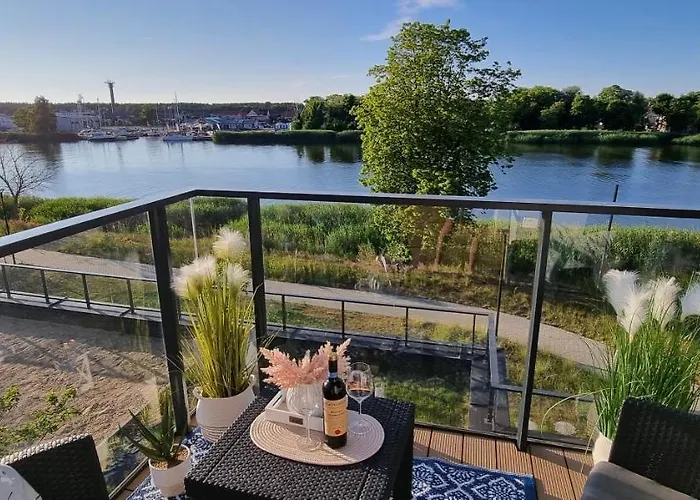 Apartament Perla Zachodu View & Spa Sagaris アパート *